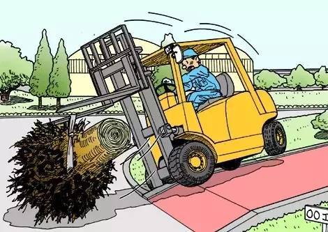 注意！叉车违规操作容易发生的事故！图