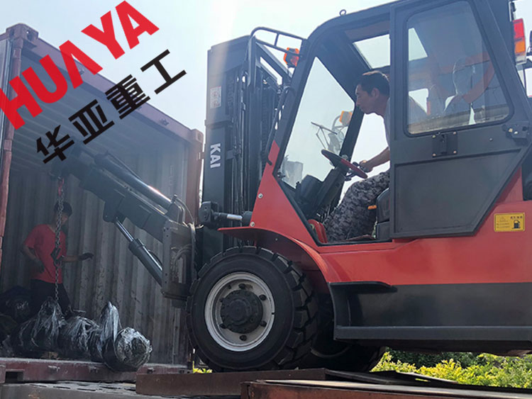 密封越野叉车|华亚重工