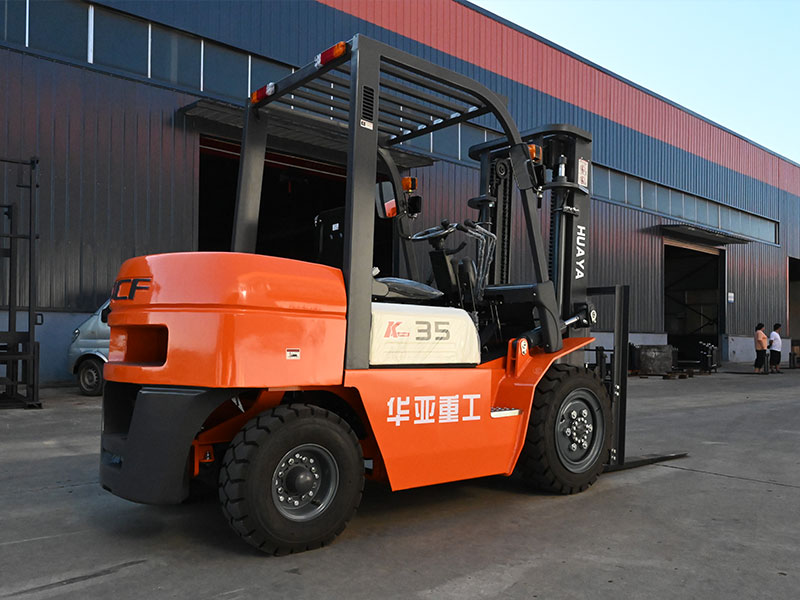 合力3吨叉车