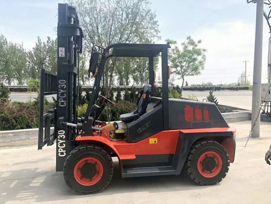 3吨一体四转向越野叉车