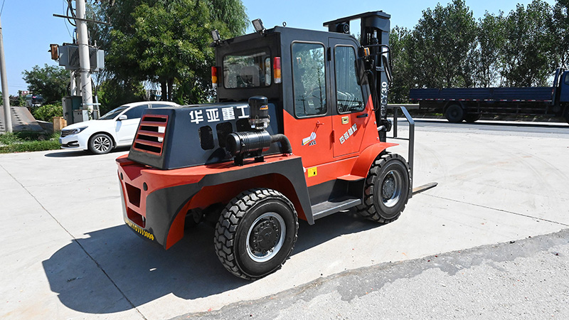 叉车|越野叉车|四驱叉车