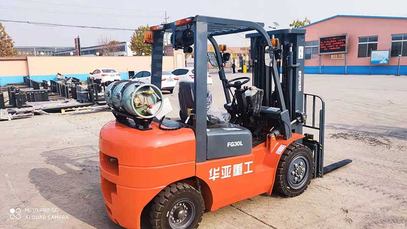 2吨-3.5吨双燃料叉车、液化石油气叉车