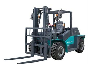 FT4x4 Terrain Forklift CPC30-50
